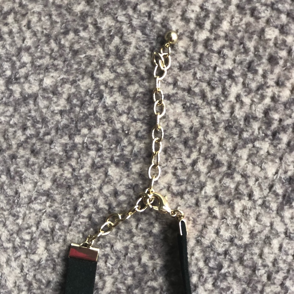 Beautiful chocker - Picture 4 of 5